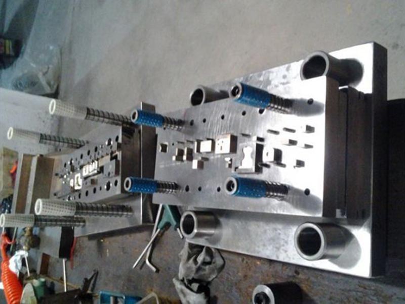 文登模具制造-12